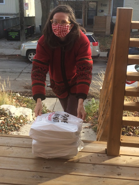 Randomly selected image of volunteers and/or meals